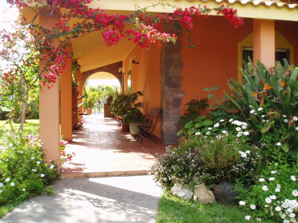 Il Bouganville Oristano Exterior photo